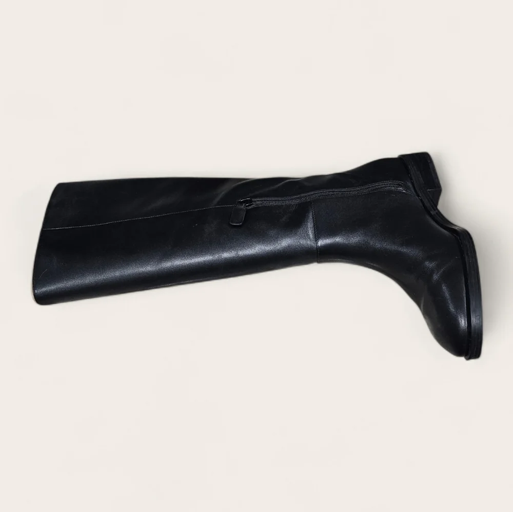 Stuart Weitzman Leather GRACIE TUBO BOOT EUC. SZ 8.5